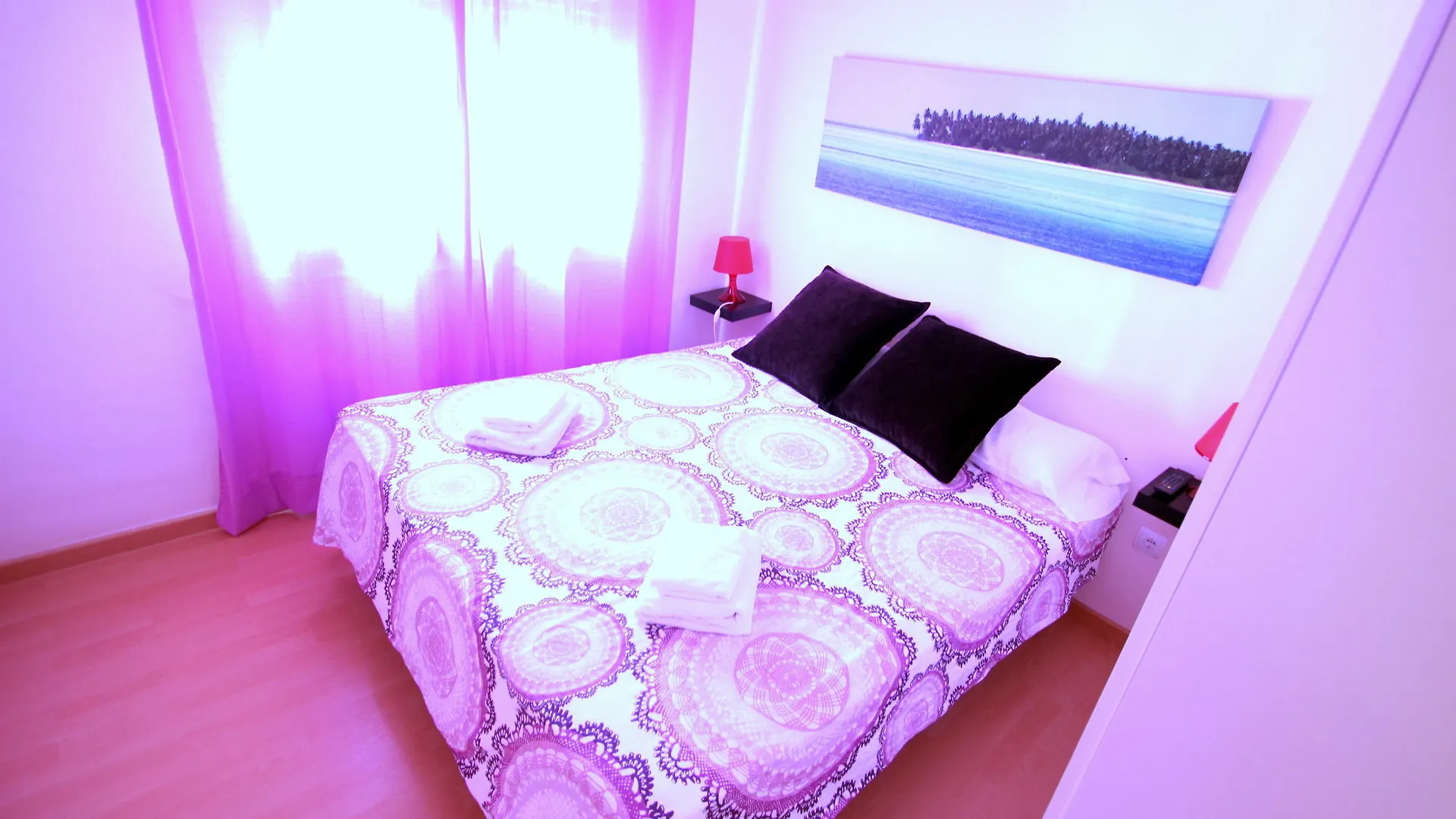 Stopbarcelona Universidad Apartments