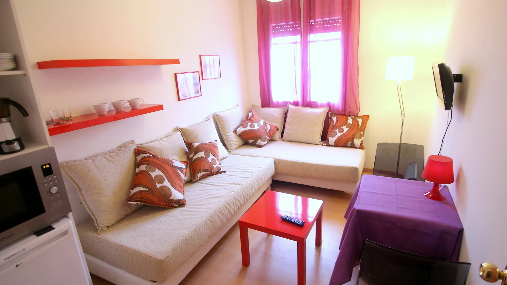 Stopbarcelona Universidad Apartments  Barcelona